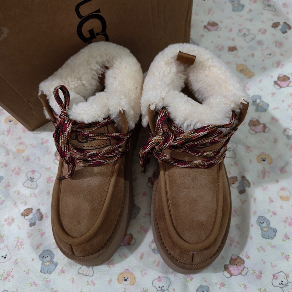 UGG Brown Fleece-Lined Snow Boots